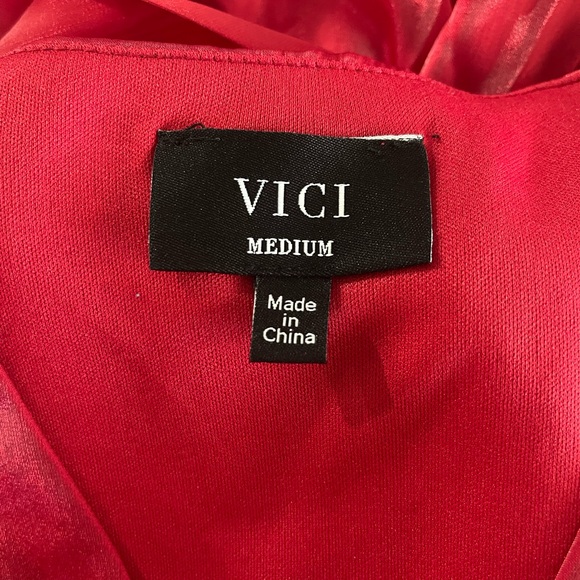 NWOT Vici Red Be The Love High Sheen Ruffle Mini Dress Sz Medium - Picture 14 of 14